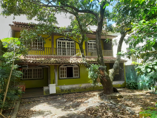 Casa Comercial em Parque da Areia Preta  -  Guarapari