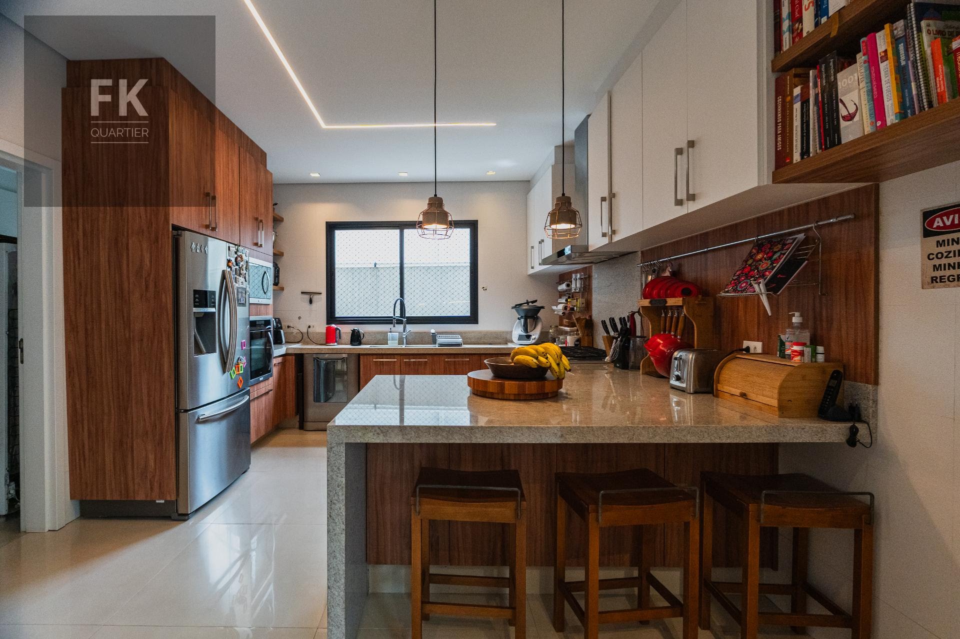 Casa à venda com 4 quartos, 4 suítes, 4 vagas e 385m² no Colinas da Anhanguera, Santana de Parnaíba (SP) — foto 5 de 30