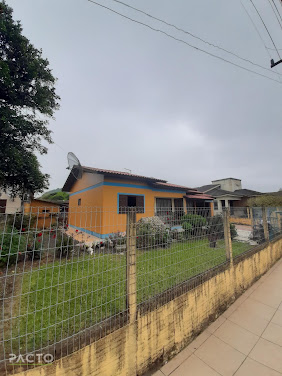 Casa em Coloninha  -  Araranguá