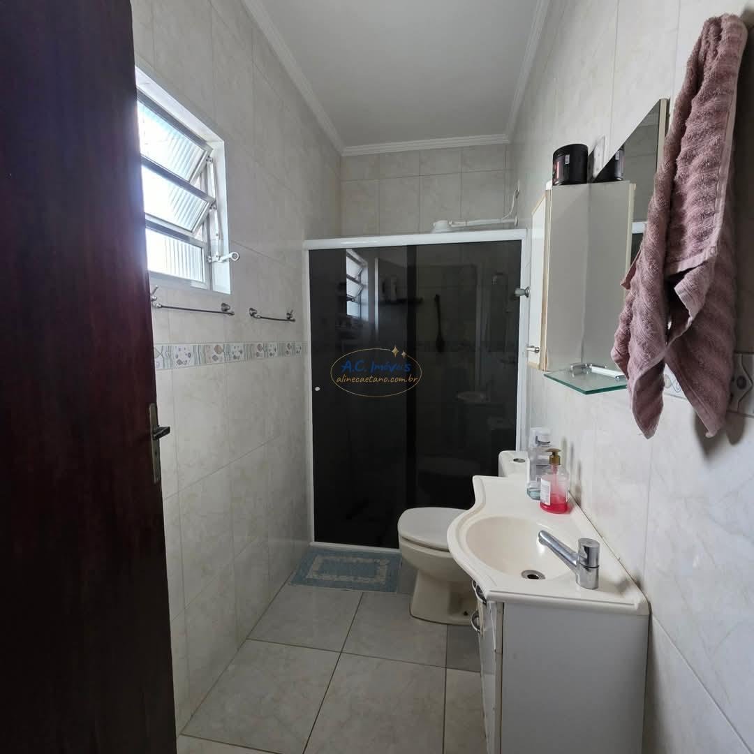Casa à venda com 3 quartos, 1 suíte, 2 vagas e 100m² no Solemar, Praia Grande (SP) — foto 13 de 20