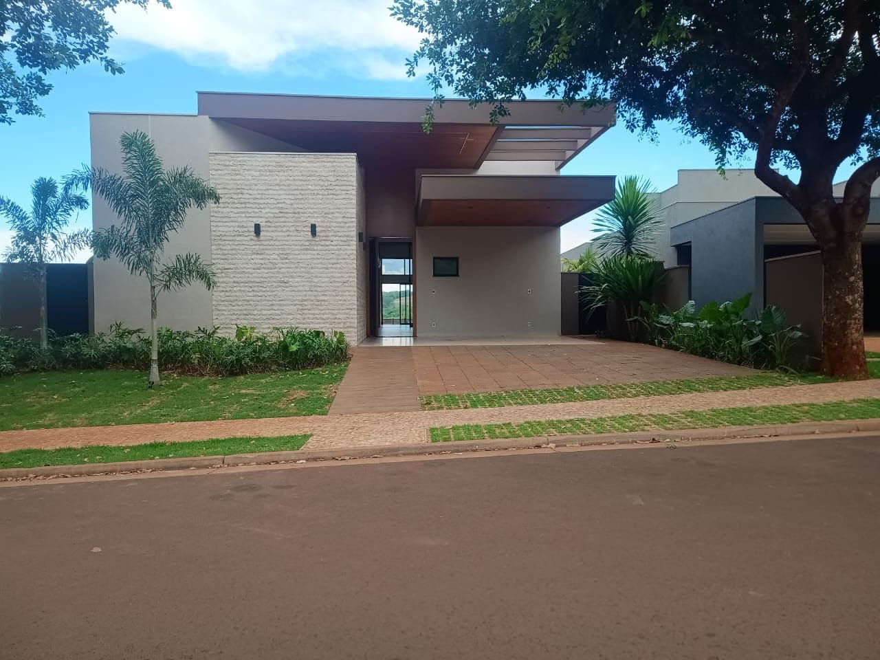 Casa à venda com 3 quartos, 3 suítes, 4 vagas e 258m² no Alphaville, Ribeirão Preto (SP) — foto 2 de 27