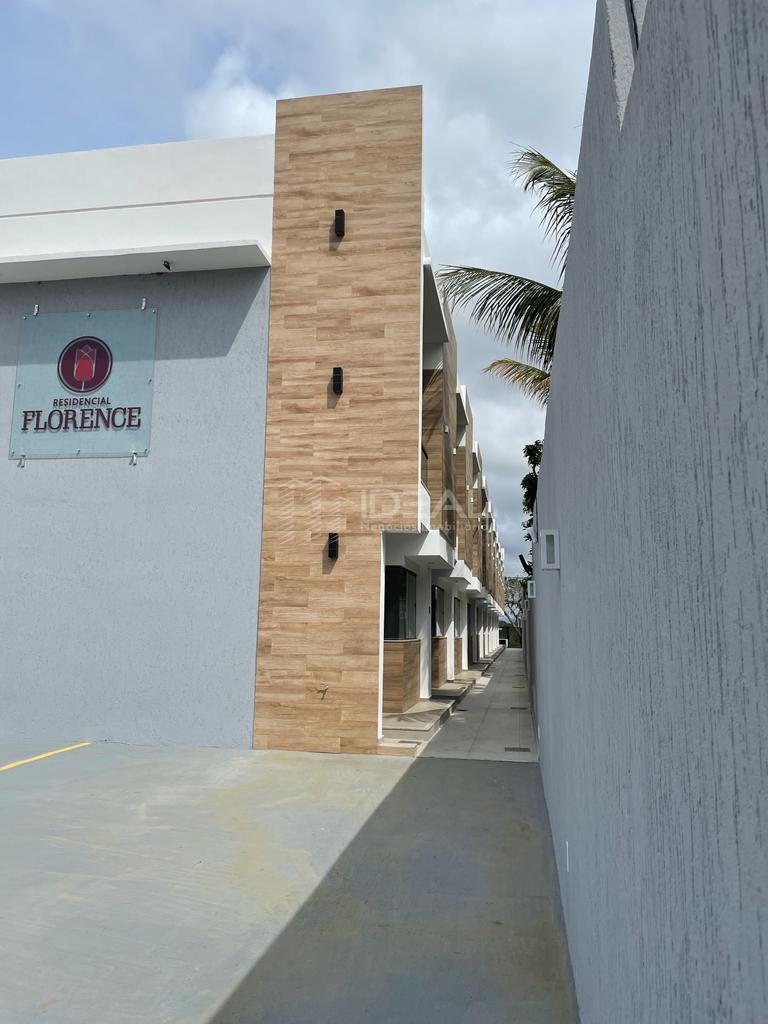 Casa à venda com 3 quartos, 3 banheiros, 1 vaga e 101m² no Parque Aurora, Campos dos Goytacazes — foto principal