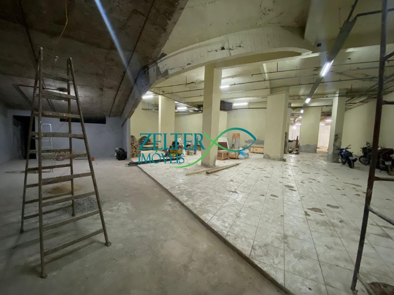 Comercial para alugar com 50 vagas e 2000m² no Vila da Penha, Rio de Janeiro (RJ) — foto 12 de 16