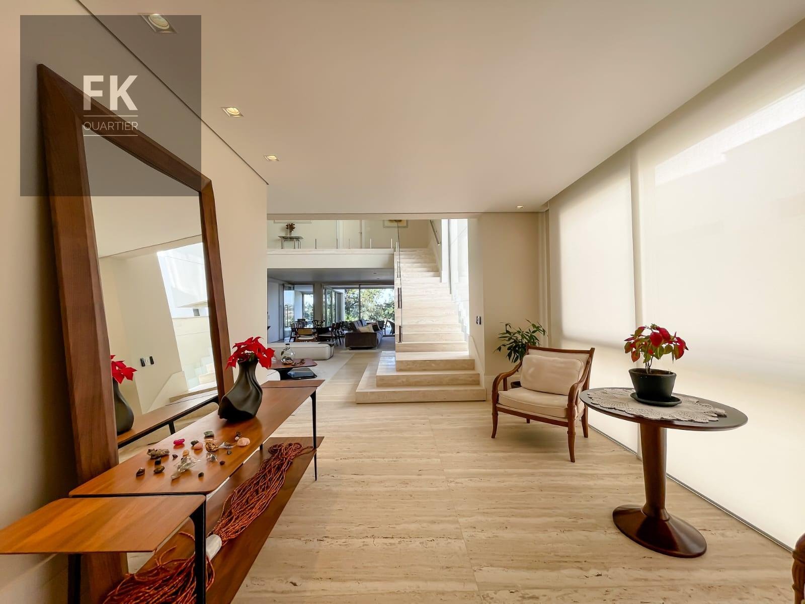Casa à venda com 4 quartos, 4 suítes, 6 vagas e 1070m² no Residencial Morada dos Lagos, Barueri (SP) — foto 8 de 30