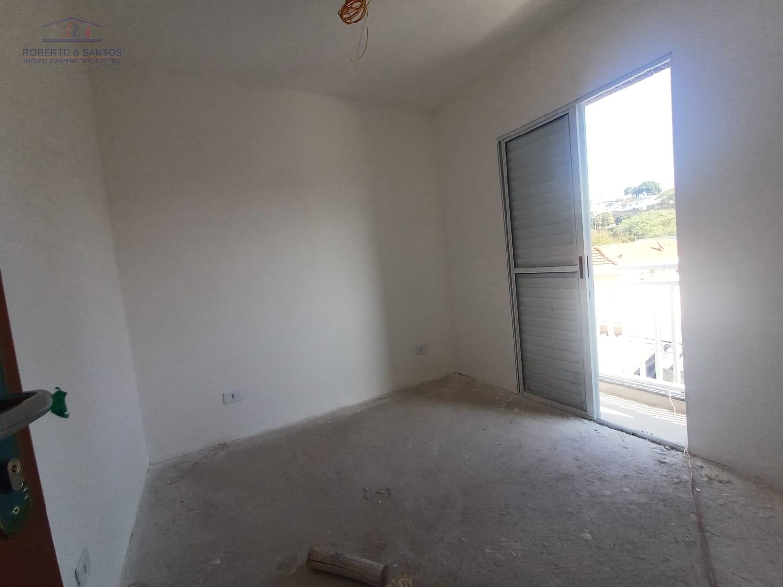 quarto da frente com sacada