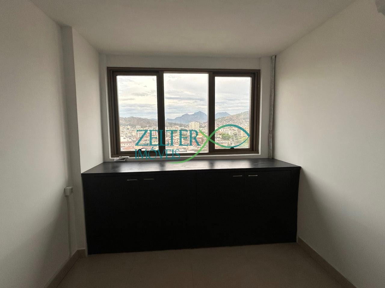 Comercial para alugar com 1 banheiro, 1 vaga e 27m² no Vila da Penha, Rio de Janeiro (RJ) — foto 2 de 9