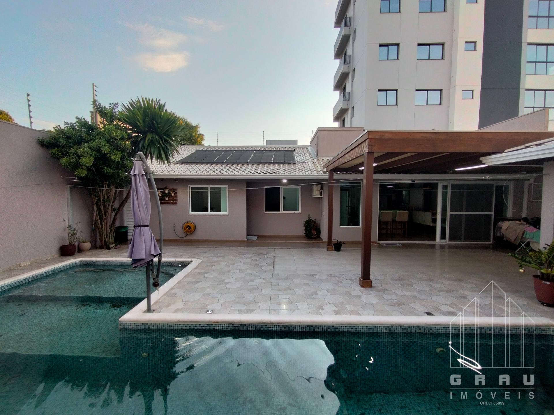 Casa no Jardim Lancaster  -  Foz do Iguaçu