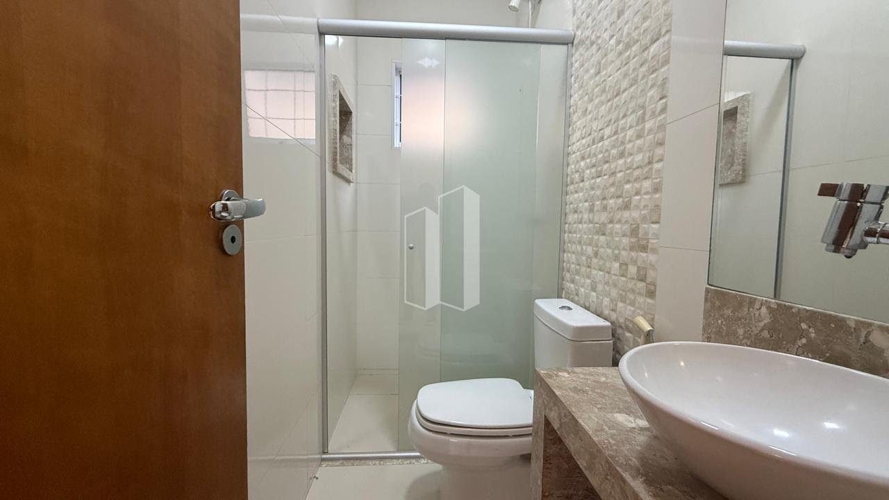 Casa à venda com 6 quartos, 3 suítes, 6 vagas e 360m² no Setor Sul, Goiânia (GO) — foto 5 de 30
