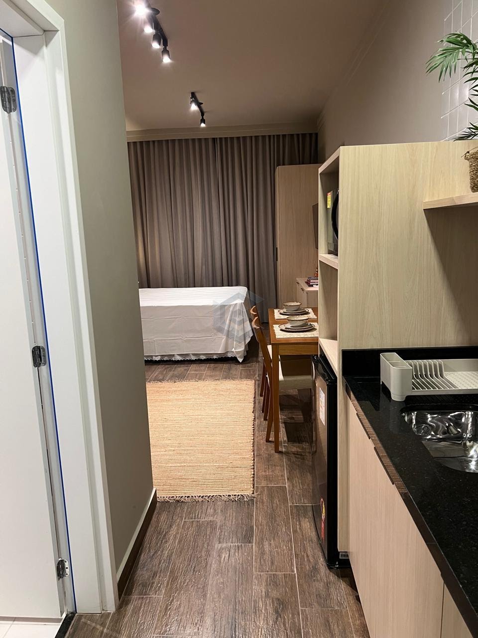 Apartamento à venda com 1 quarto, 1 suíte e 28m² no Vila Augusta, Sorocaba (SP) — foto 3 de 9