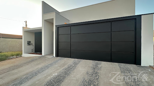Casa à Venda no San Miguel 2, Adamantina: 3 Quartos, sendo um deles Suíte  170m²