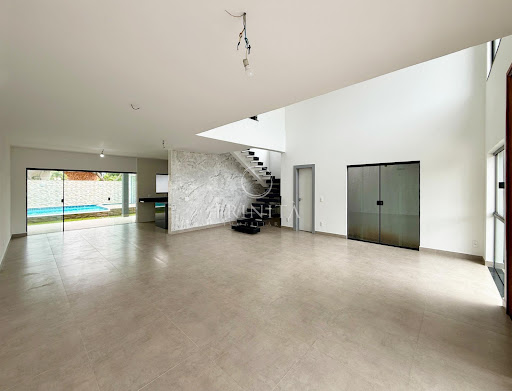 Sala da casa à venda no condomínio Riviera Del Sol