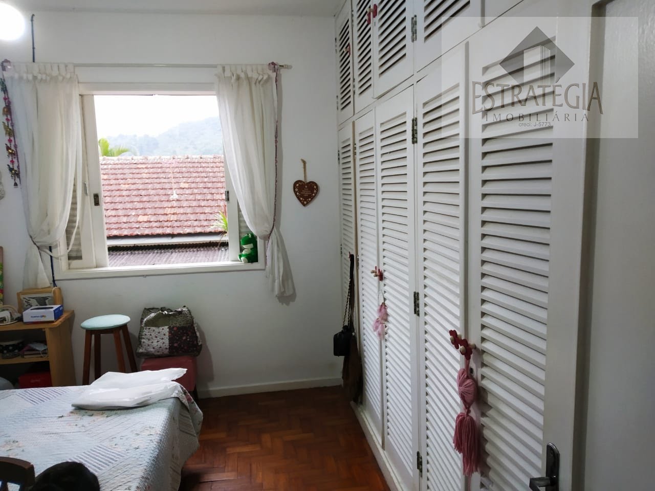 Casa à venda com 4 quartos, 2 suítes, 3 vagas e 385m² no Mosela, Petrópolis (RJ) — foto 15 de 16