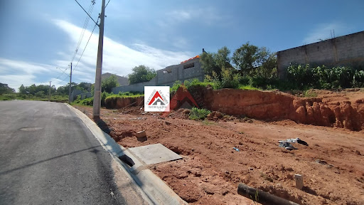 Lote no Loteamento Lisboa no Bairro Barreiro  -  Extrema