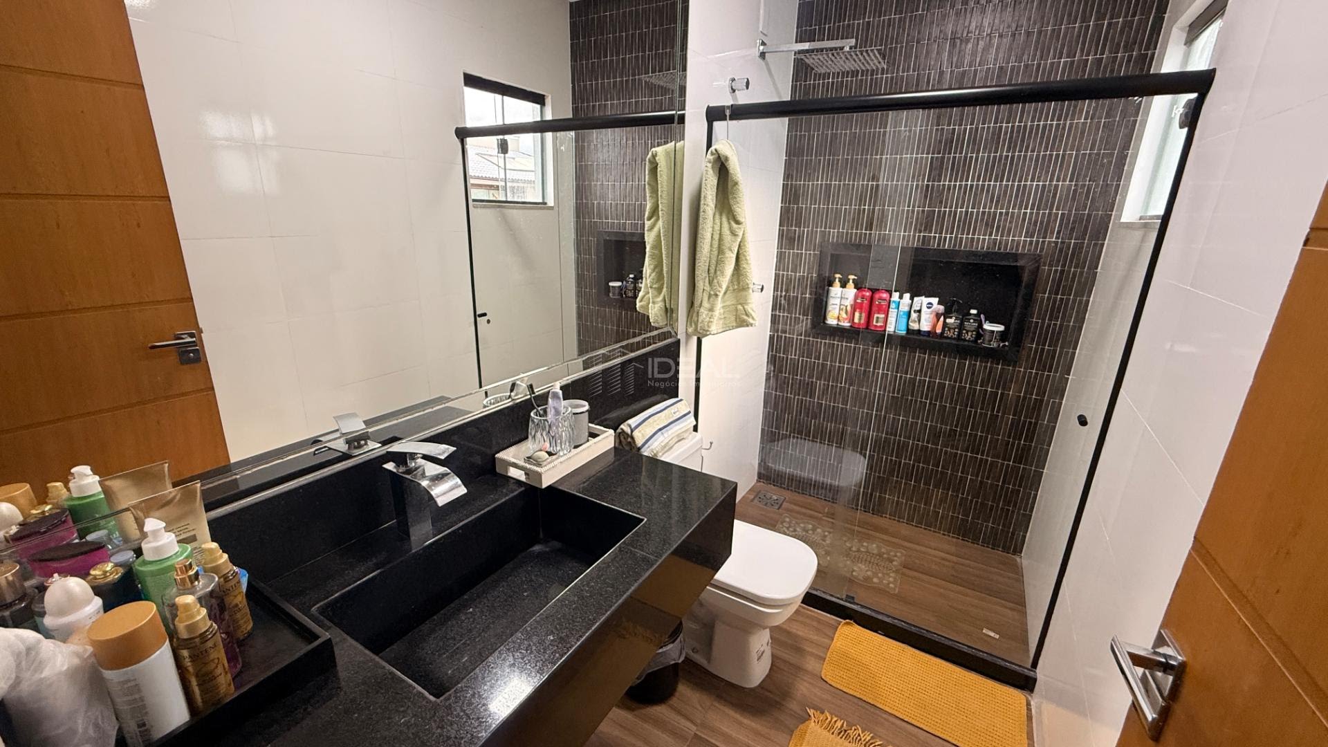 Casa à venda com 5 quartos, 5 suítes, 4 vagas e 400m² no Parque Rodoviario, Campos dos Goytacazes (RJ) — foto 23 de 30
