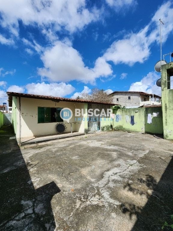 Casa à venda com 3 quartos, 1 suíte, 2 vagas e 250m² no Conceição, Feira de Santana (BA) — foto 6 de 13