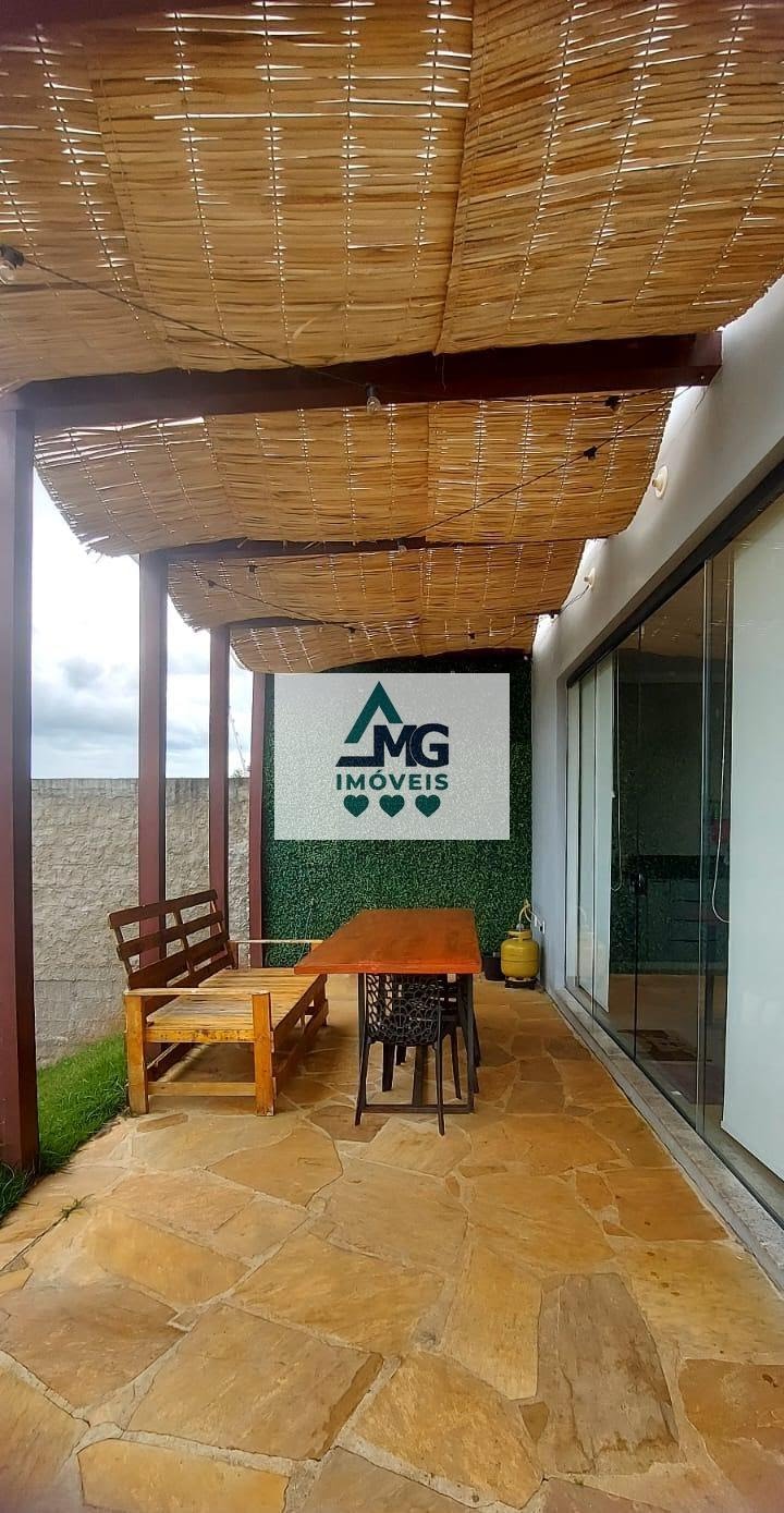 Casa à venda com 3 quartos, 3 suítes, 2 vagas e 220m² no Jardim Umuarama, Três Corações (MG) — foto 9 de 30