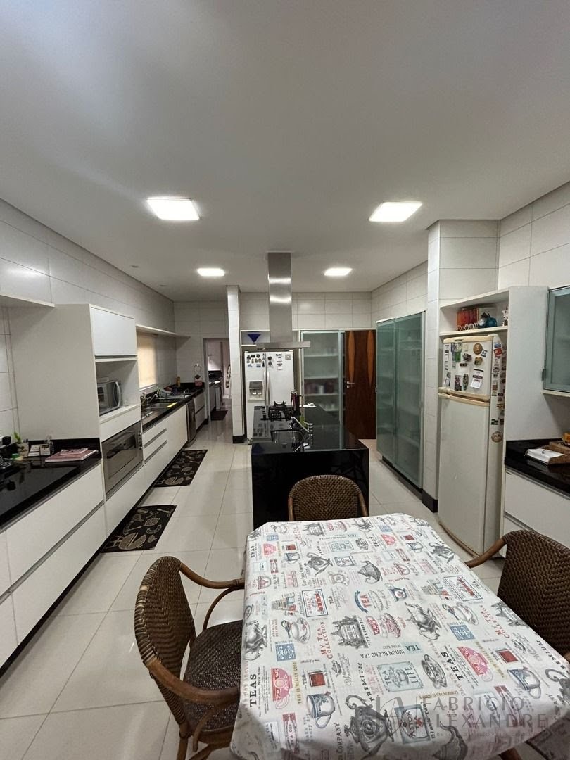 Casa à venda com 4 quartos, 4 suítes, 6 vagas e 670m² no Village Santa Helena, São José do Rio Preto (SP) — foto 23 de 30