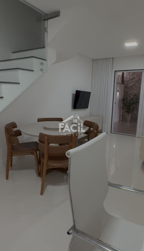 Casa de Condomínio em Santo Antônio - Serra, 3 Dorms, 1 Suíte, 235m² por R$ 700 mil