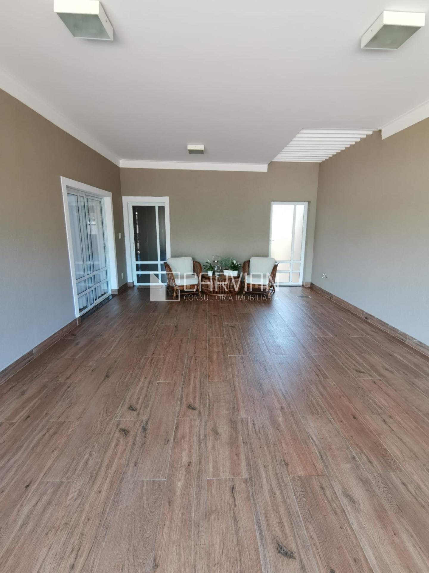 Casa à venda com 4 quartos, 2 suítes e 306m² no Condomínio Figueira Branca, Ribeirão Preto (SP) — foto 2 de 30
