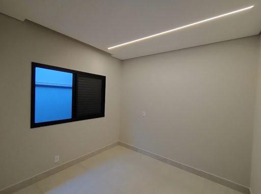 df0d24ae-6381-44d1-9d8d-1e70072df14e.jpg