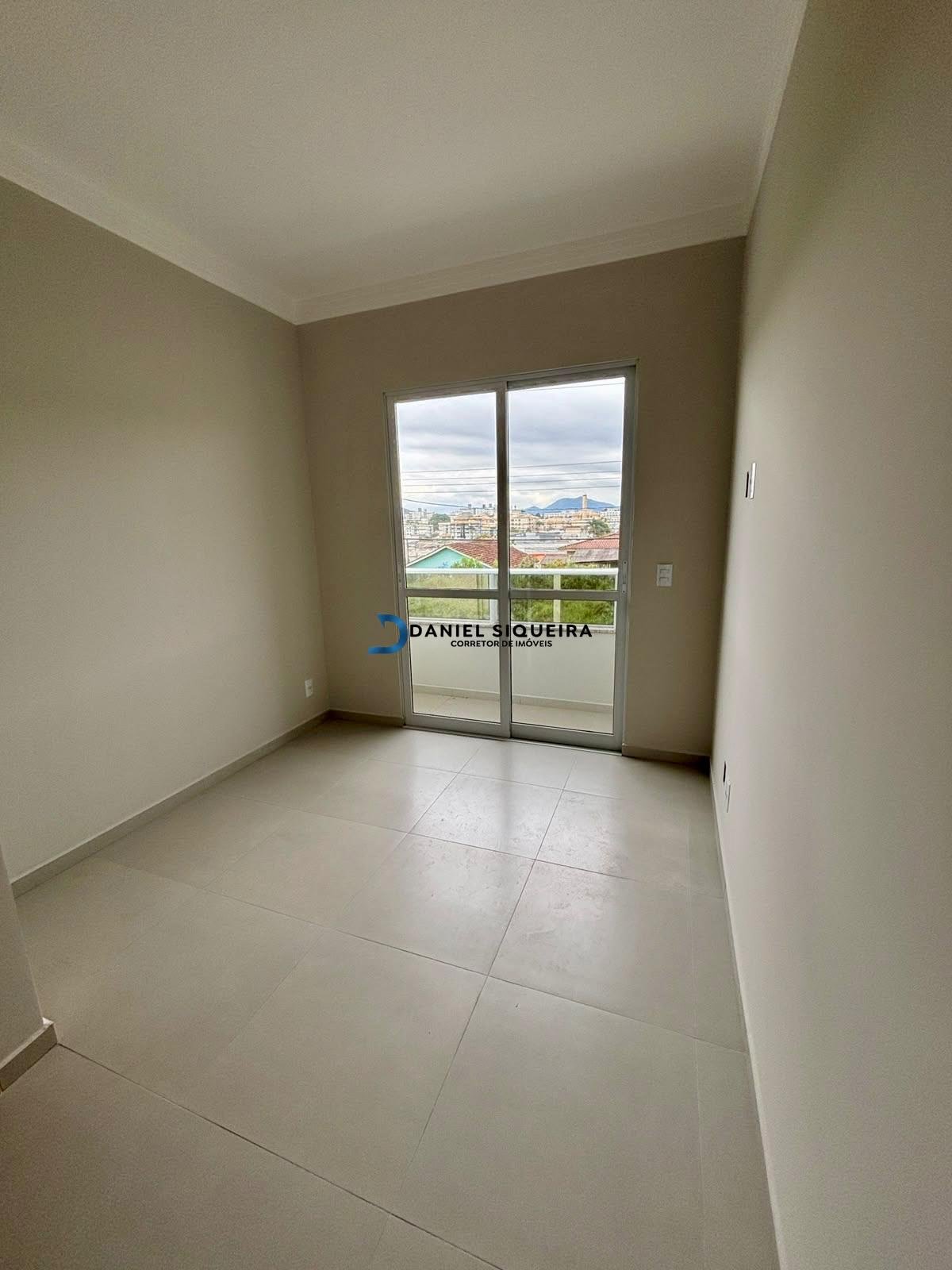 Casa à venda com 3 quartos, 1 suíte, 1 vaga e 80m² no Areias, São José (SC) — foto 10 de 12