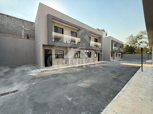 Casa em Condomínio na Fazendinha, 2 Dorms, 64m², à Venda