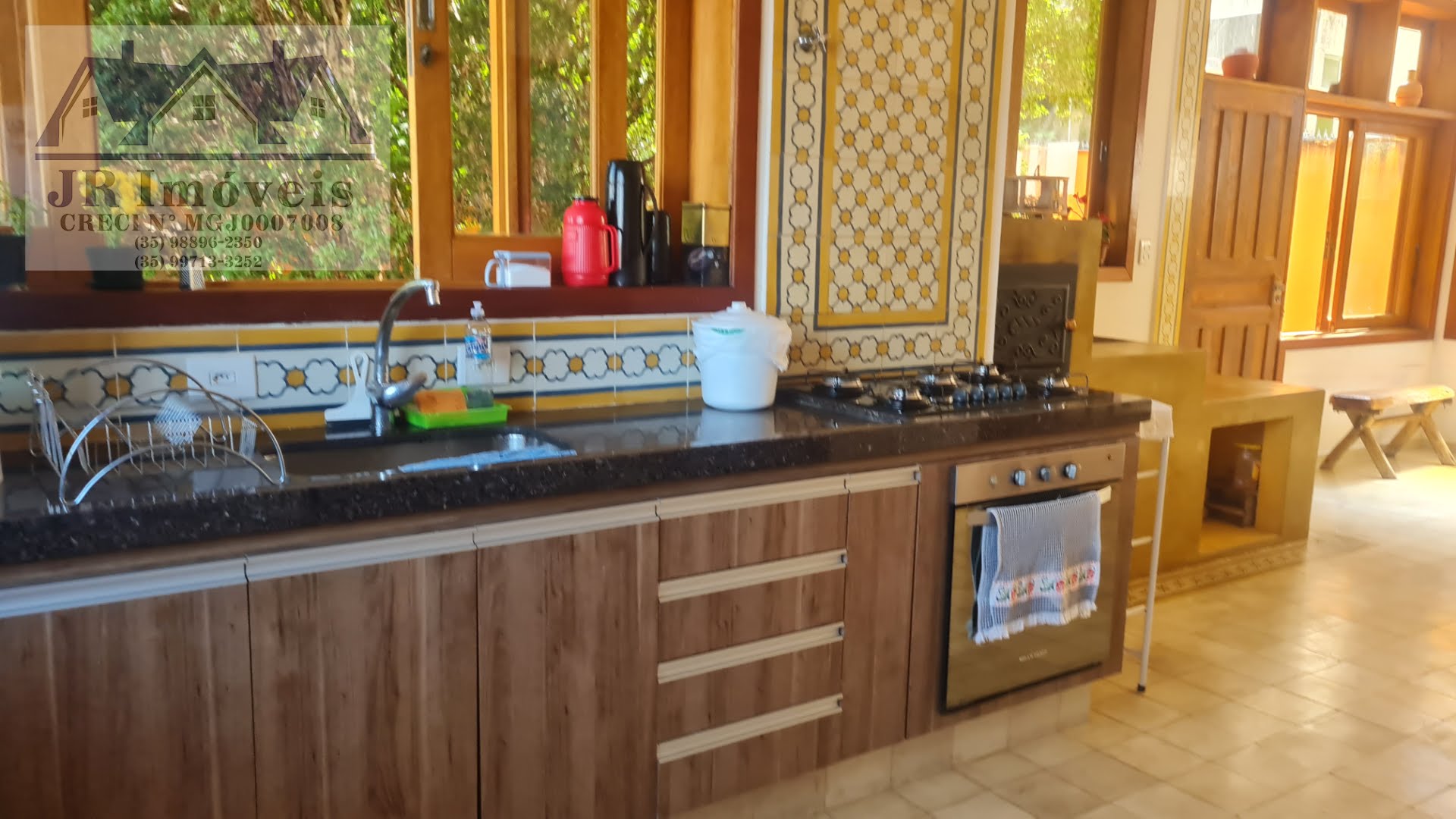 Casa à venda com 1 suíte, 4 vagas e 300m² no Oriente, Itajubá (MG) — foto 23 de 30