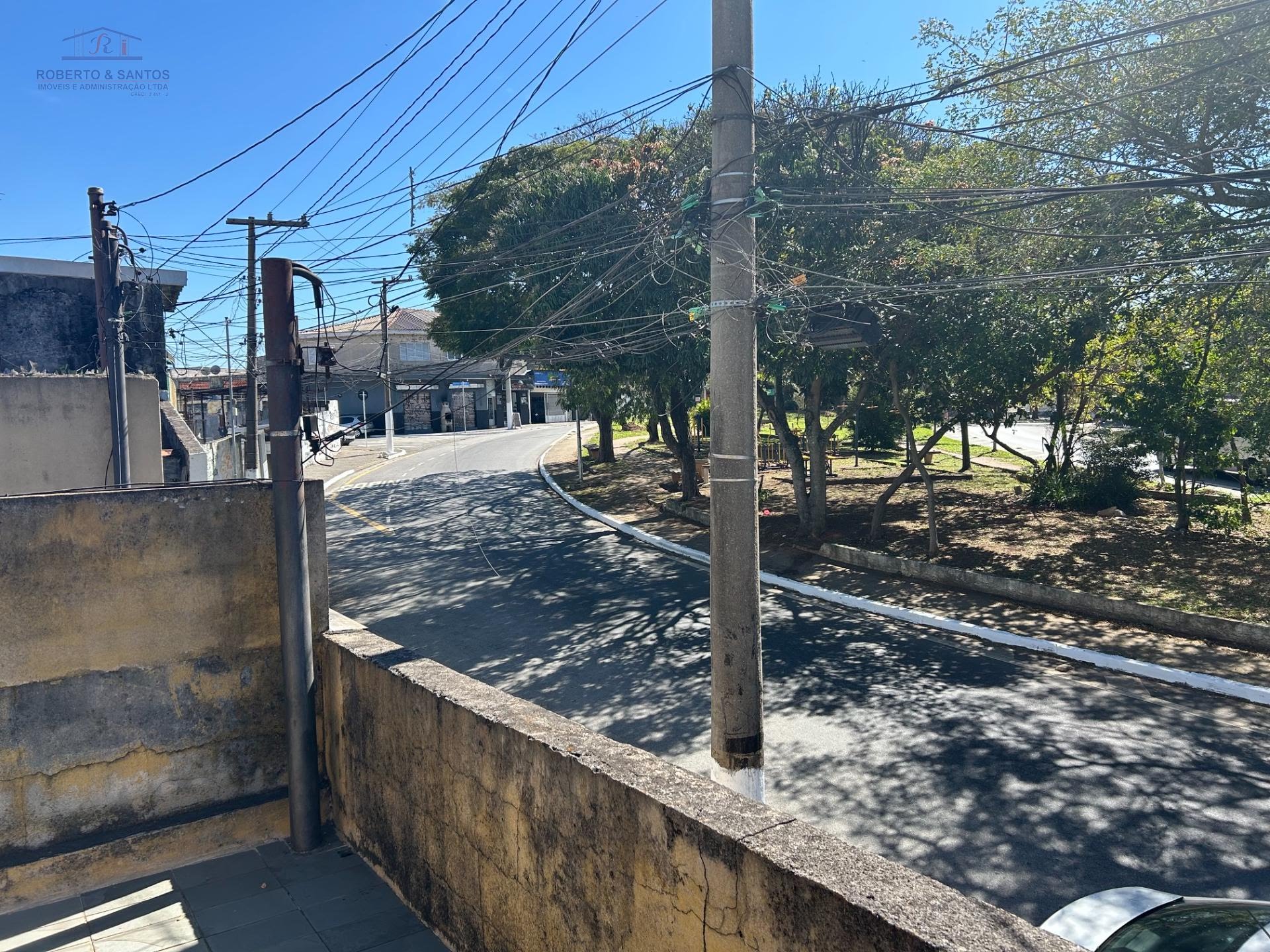 Outra vista da avenida
