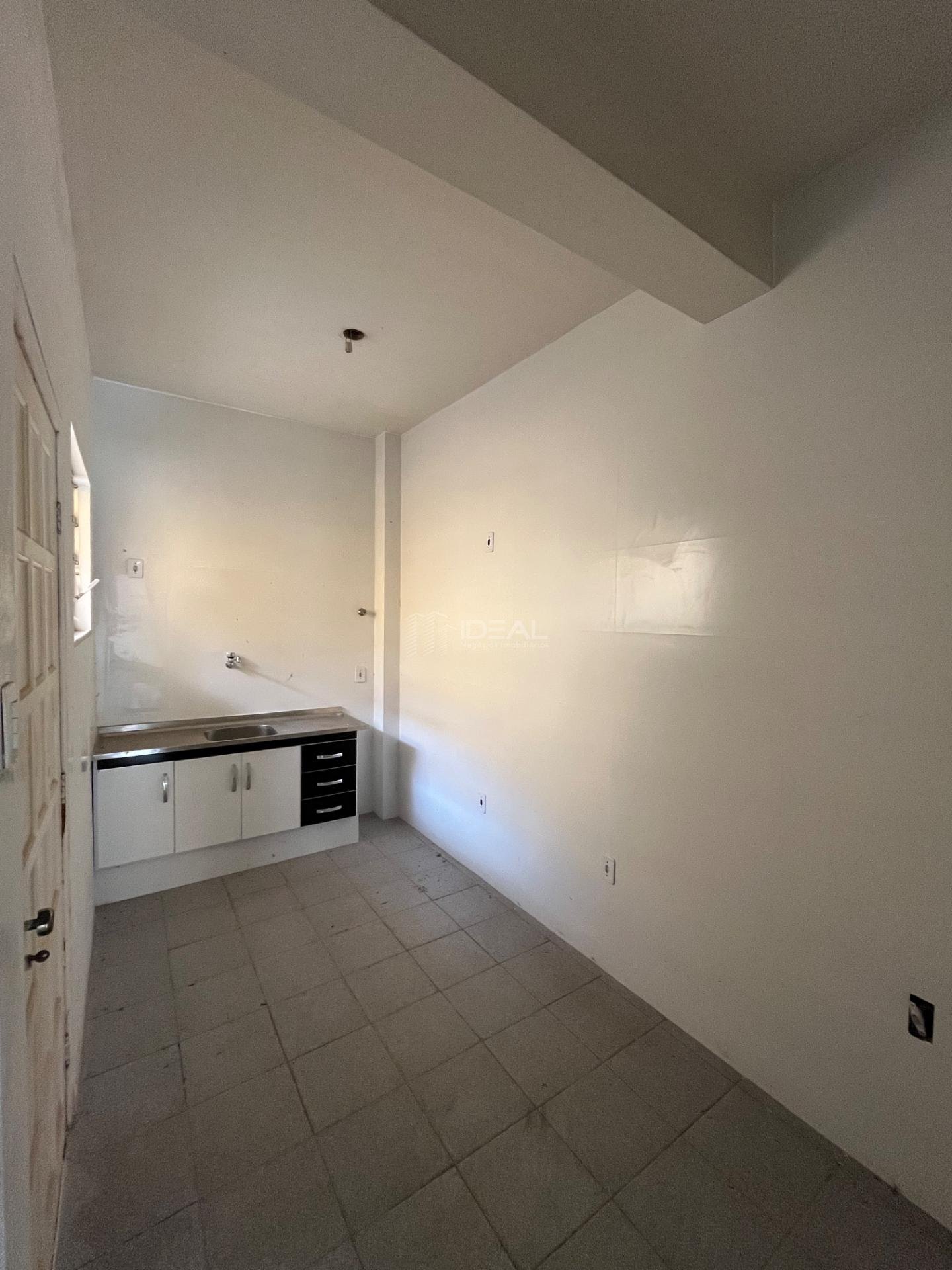 Casa à venda com 4 quartos, 2 banheiros, 3 vagas e 175m² no Parque Tarcisio Miranda, Campos dos Goytacazes (RJ) — foto 12 de 23