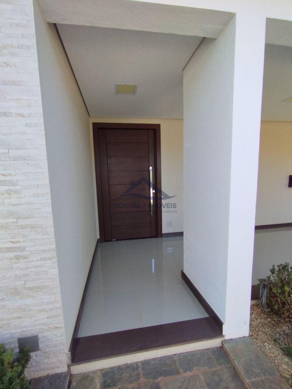 Casa à venda com 1 quarto, 2 suítes, 6 vagas e 400m² no Nucleo João Pinheiro, Funilândia (MG) — foto 3 de 30