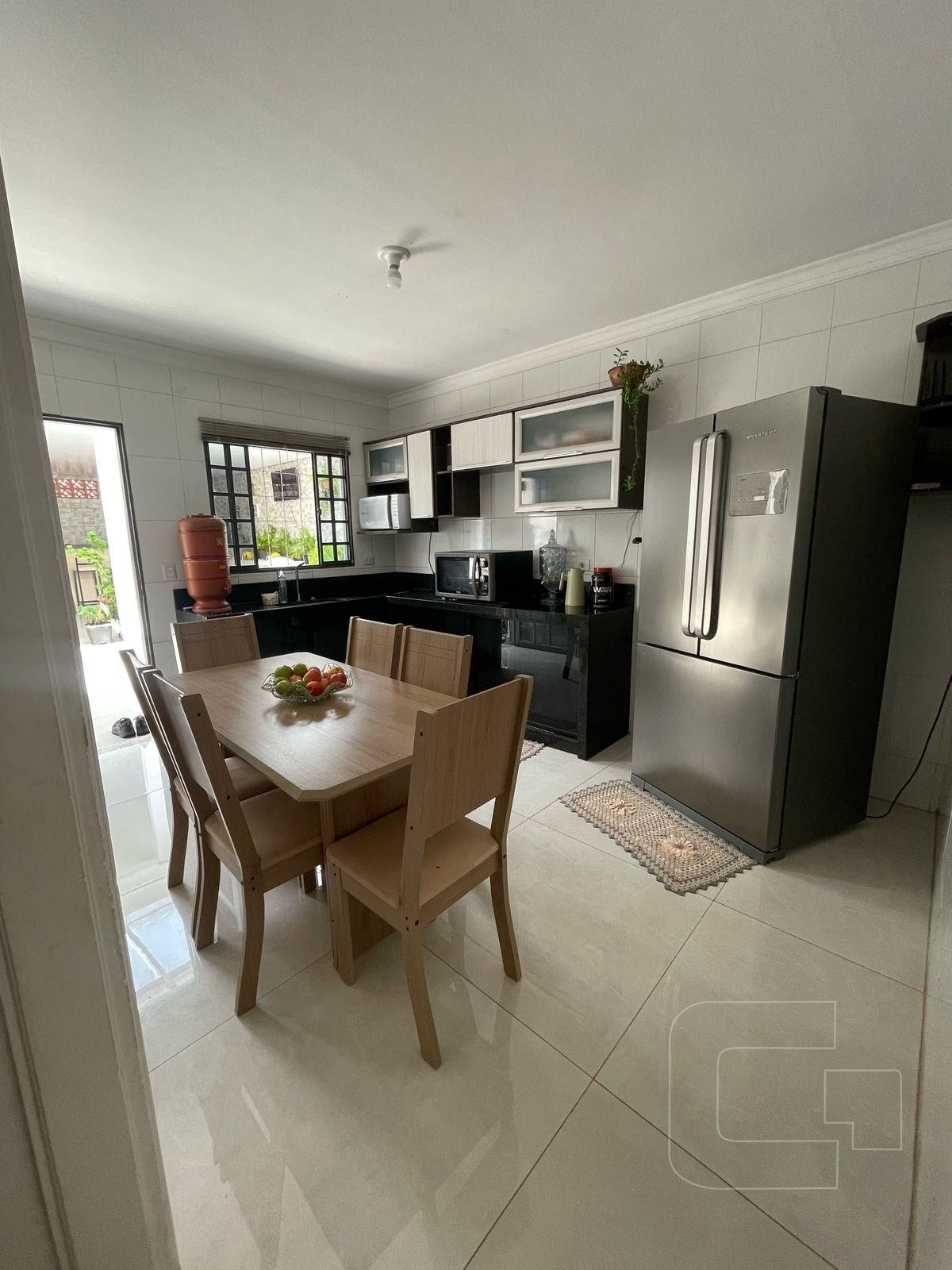 Casa à venda com 3 quartos, 4 vagas e 278m² no Jardim Flamingos, Apucarana (PR) — foto 12 de 26