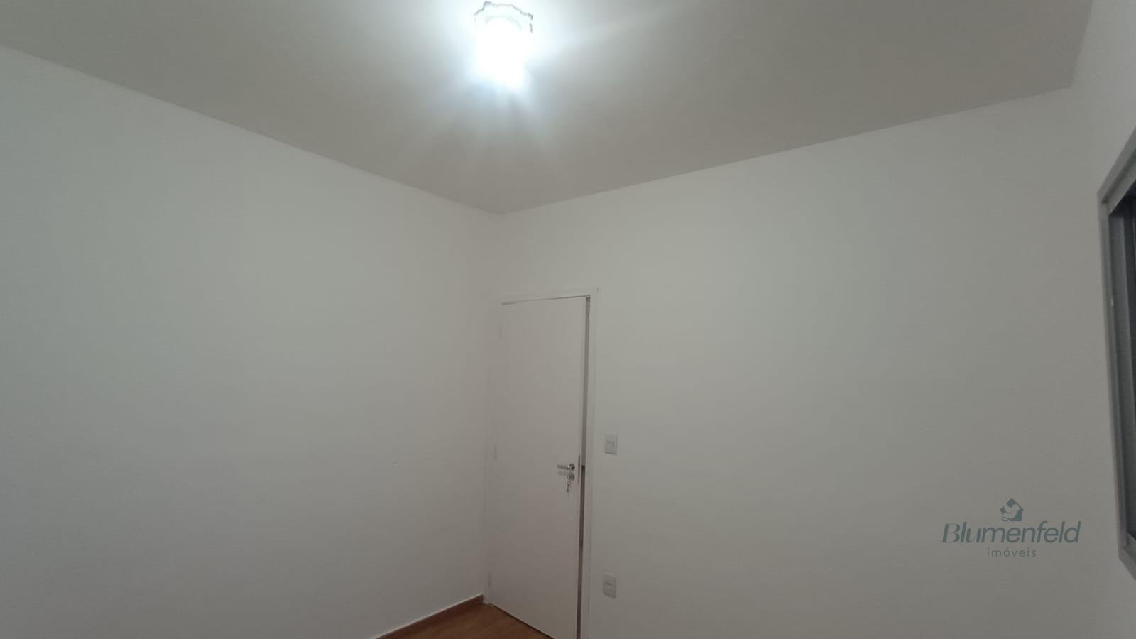 Apartamento à venda com 2 quartos, 1 banheiro, 1 vaga e 47m² no Jardim Vitoria, Arujá (SP) — foto 11 de 13