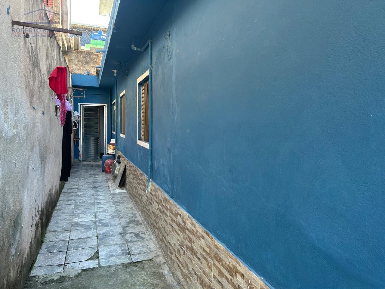 Corredor, casa bem alinhada