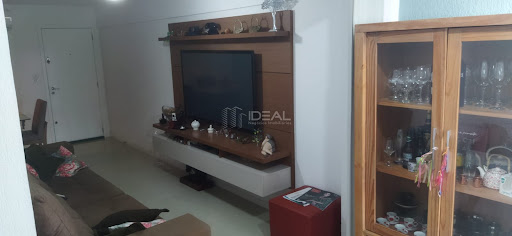Apartamento com área externa no Flamboyant
