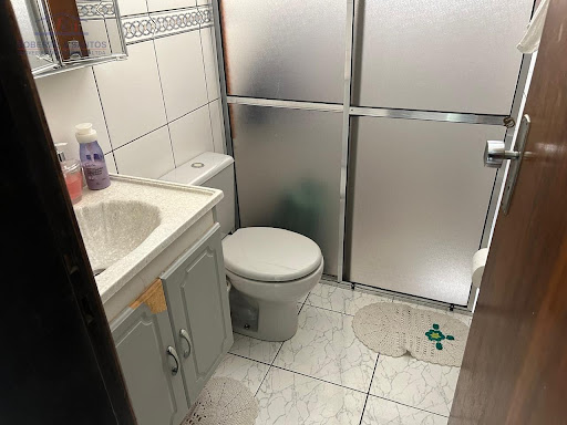 Banheiro casa direita