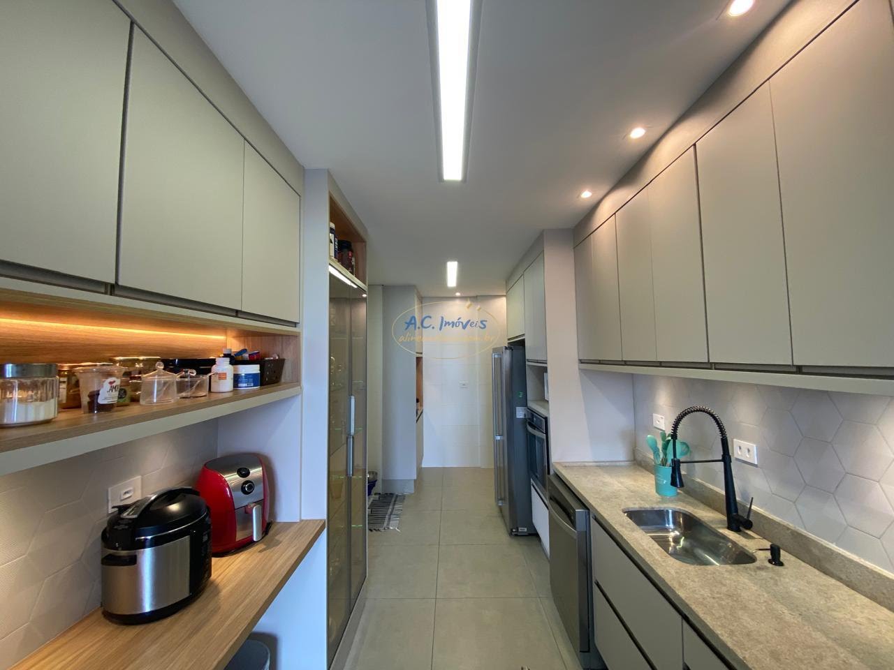 Apartamento à venda com 3 quartos, 3 suítes, 2 vagas e 145m² no Guilhermina, Praia Grande (SP) — foto 15 de 30