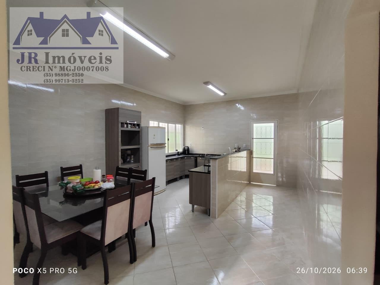 Casa à venda com 3 quartos, 1 suíte e 240m² no Nossa Senhora da Agonia, Itajubá (MG) — foto 13 de 14