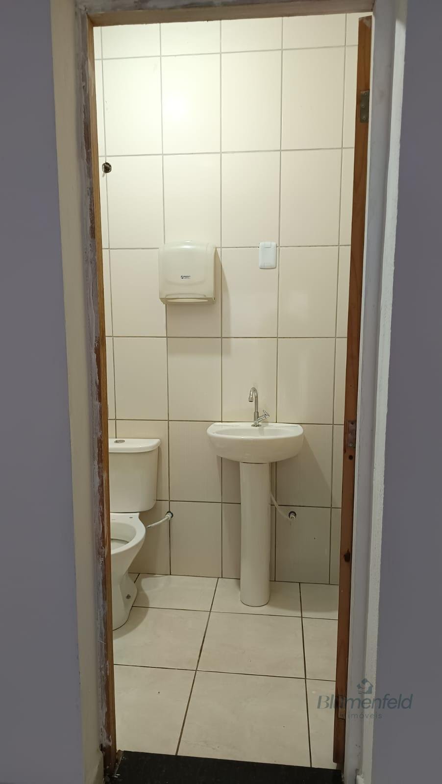 Comercial para alugar com 2 vagas e 60m² no Jardim Vitoria, Arujá (SP) — foto 9 de 9