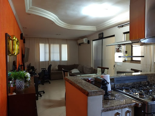 Cozinha/Sala jantar/Estar
