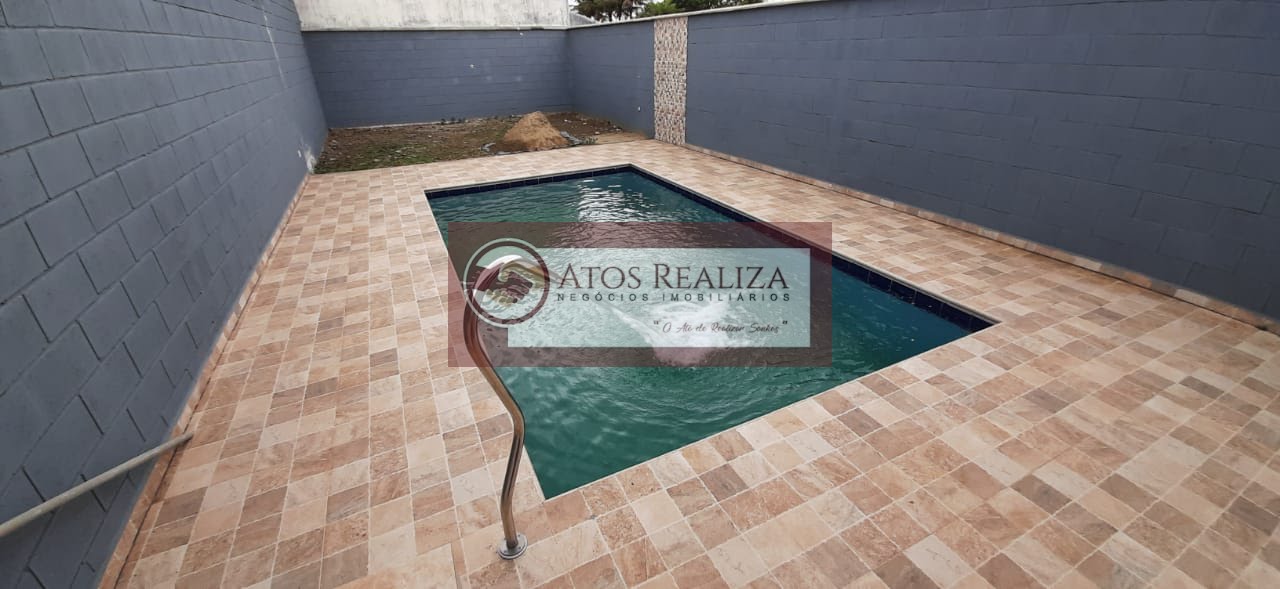 Casa à venda com 1 banheiro, 4 vagas e 105m² no Cibratel II, Itanhaém — foto principal