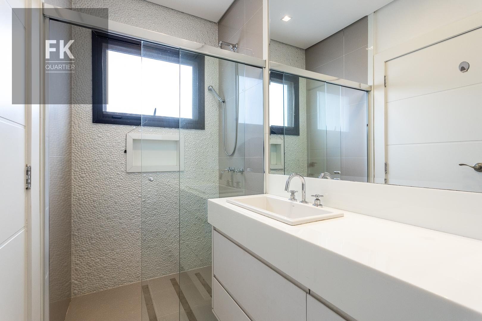Casa à venda com 4 quartos, 4 suítes, 6 vagas e 620m² no Tamboré, Barueri (SP) — foto 27 de 30
