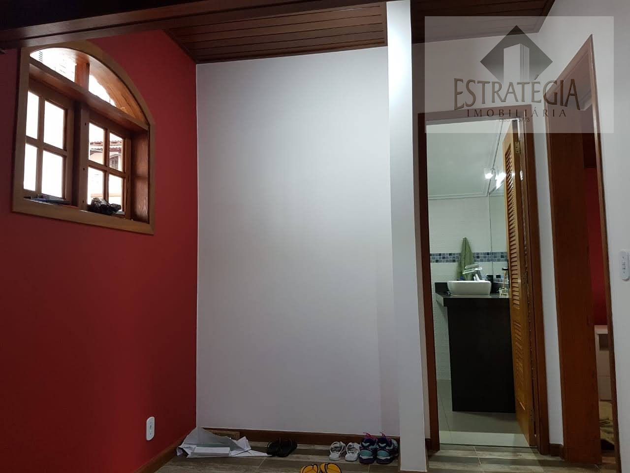 Casa à venda com 3 quartos, 1 suíte, 4 vagas e 225m² no Bingen, Petrópolis (RJ) — foto 25 de 30