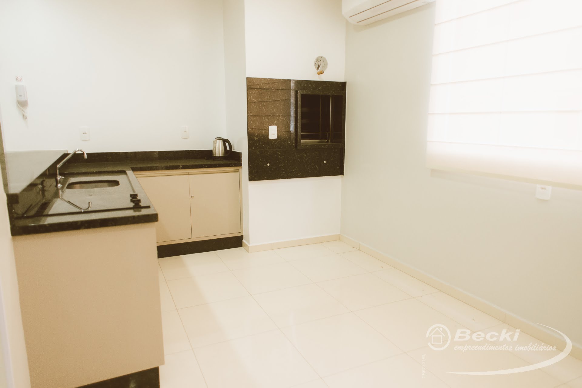 Apartamento à venda com 2 quartos, 1 banheiro, 1 vaga e 83m² no Itaum, Joinville (SC) — foto 18 de 30