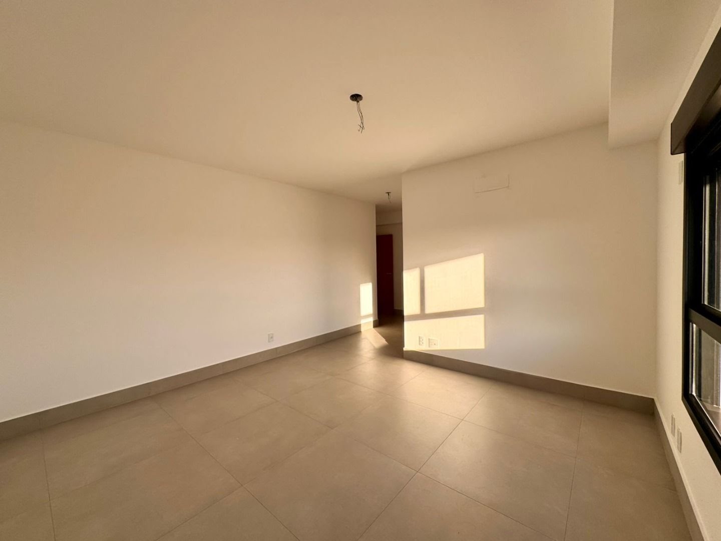 Apartamento à venda com 3 quartos, 3 suítes, 4 vagas e 249m² no Jardim Olhos D Agua, Ribeirão Preto (SP) — foto 2 de 30