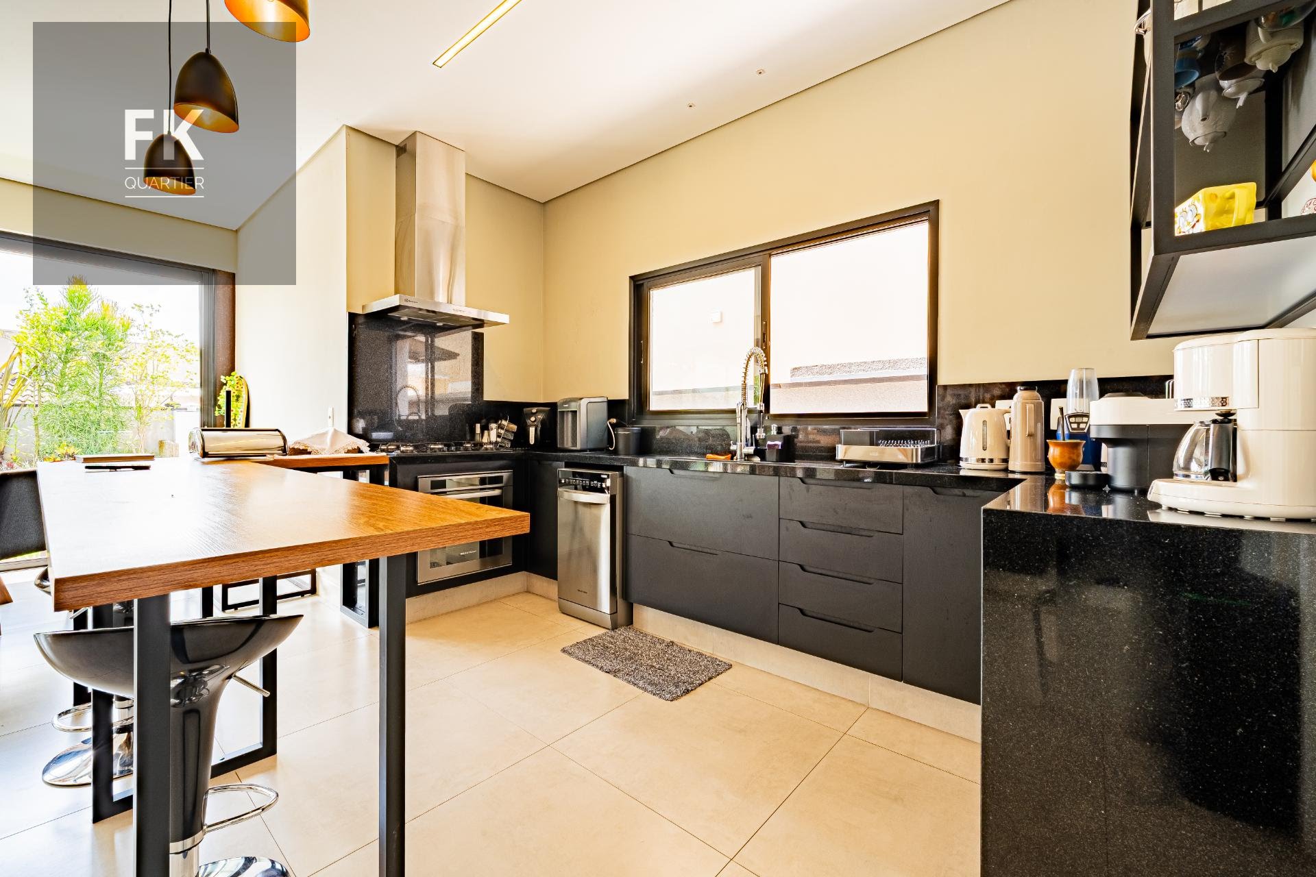 Casa à venda com 4 quartos, 4 suítes, 4 vagas e 375m² no Alphaville, Santana de Parnaíba (SP) — foto 19 de 30