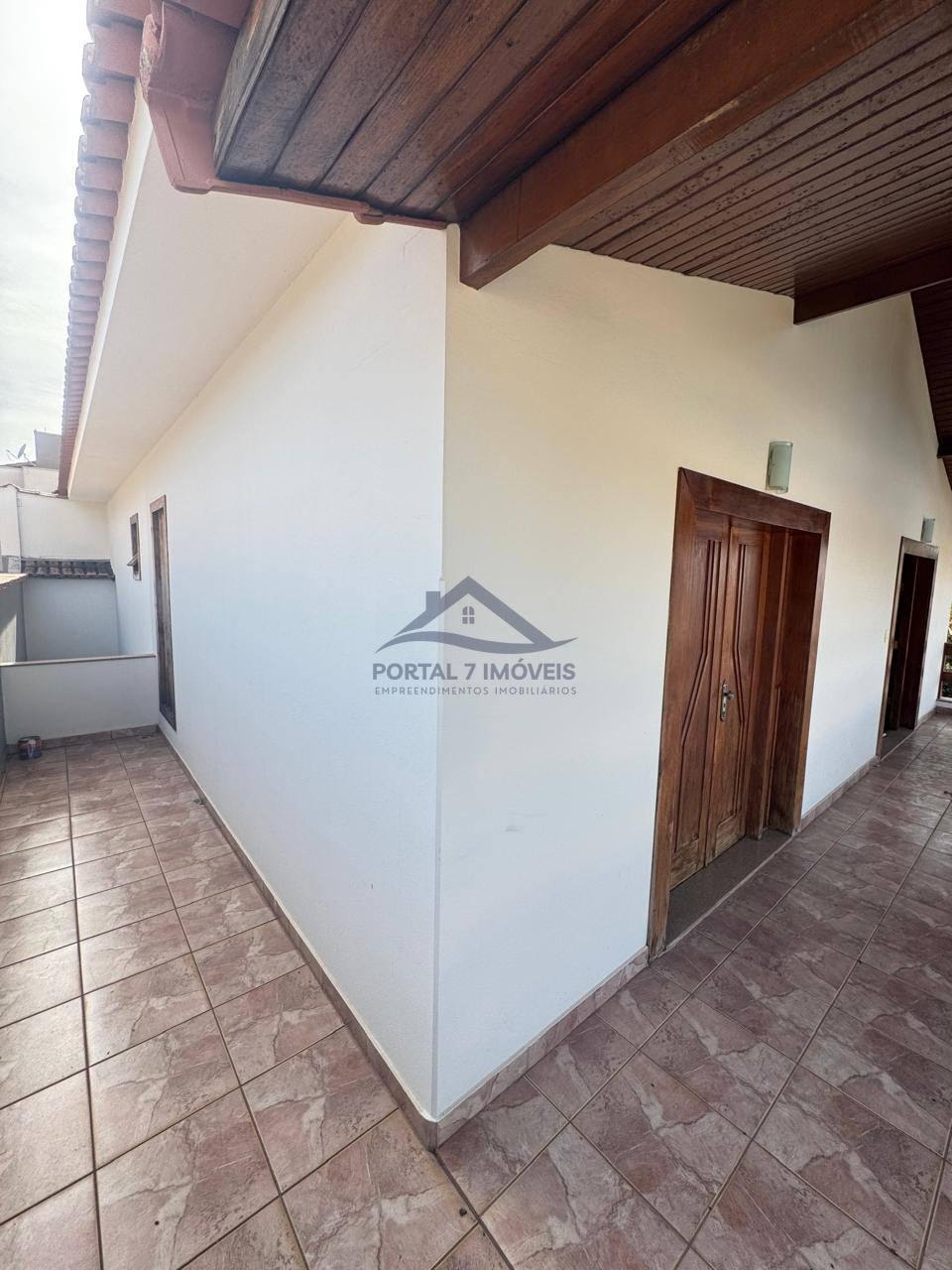 Casa à venda com 5 quartos, 2 suítes, 3 vagas e 230m² no Jardim Arizona, Sete Lagoas (MG) — foto 16 de 26