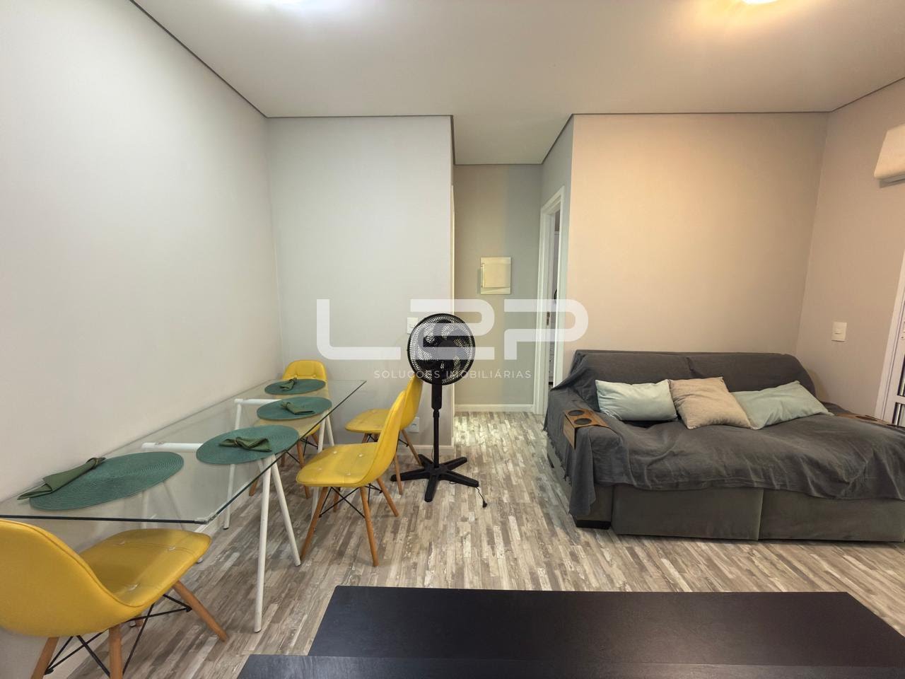 Apartamento para alugar com 1 quarto, 1 banheiro, 1 vaga e 45m² no Jardim Ermida I, Jundiaí (SP) — foto 2 de 17