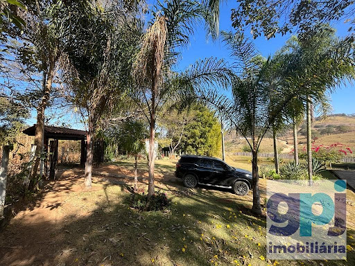 Fazenda em Perdigão: 2 Dormitórios por R$1.800.000
