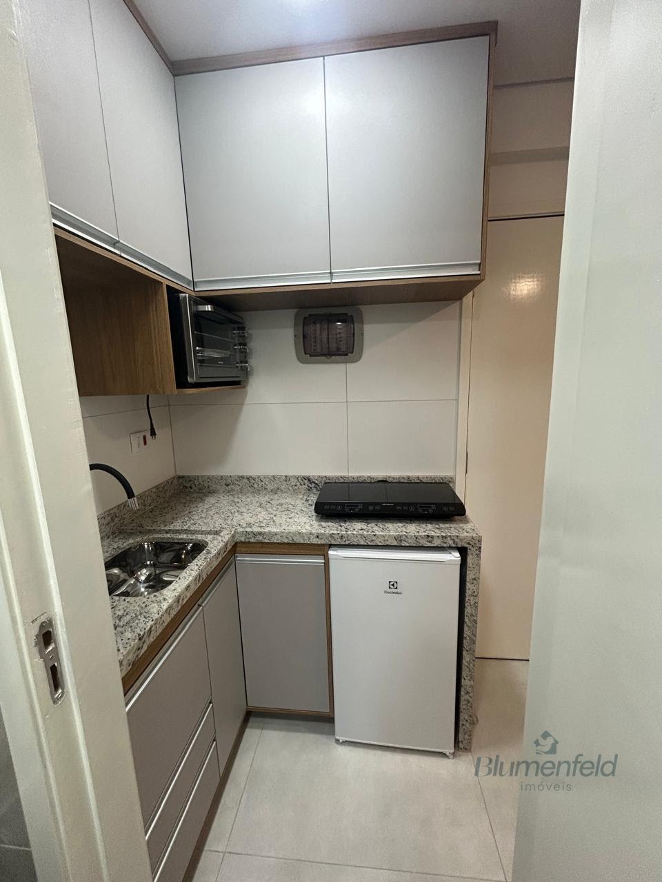 Apartamento para alugar com 1 quarto, 1 banheiro, 1 vaga e 24m² no Jordanópolis, Arujá (SP) — foto 3 de 12