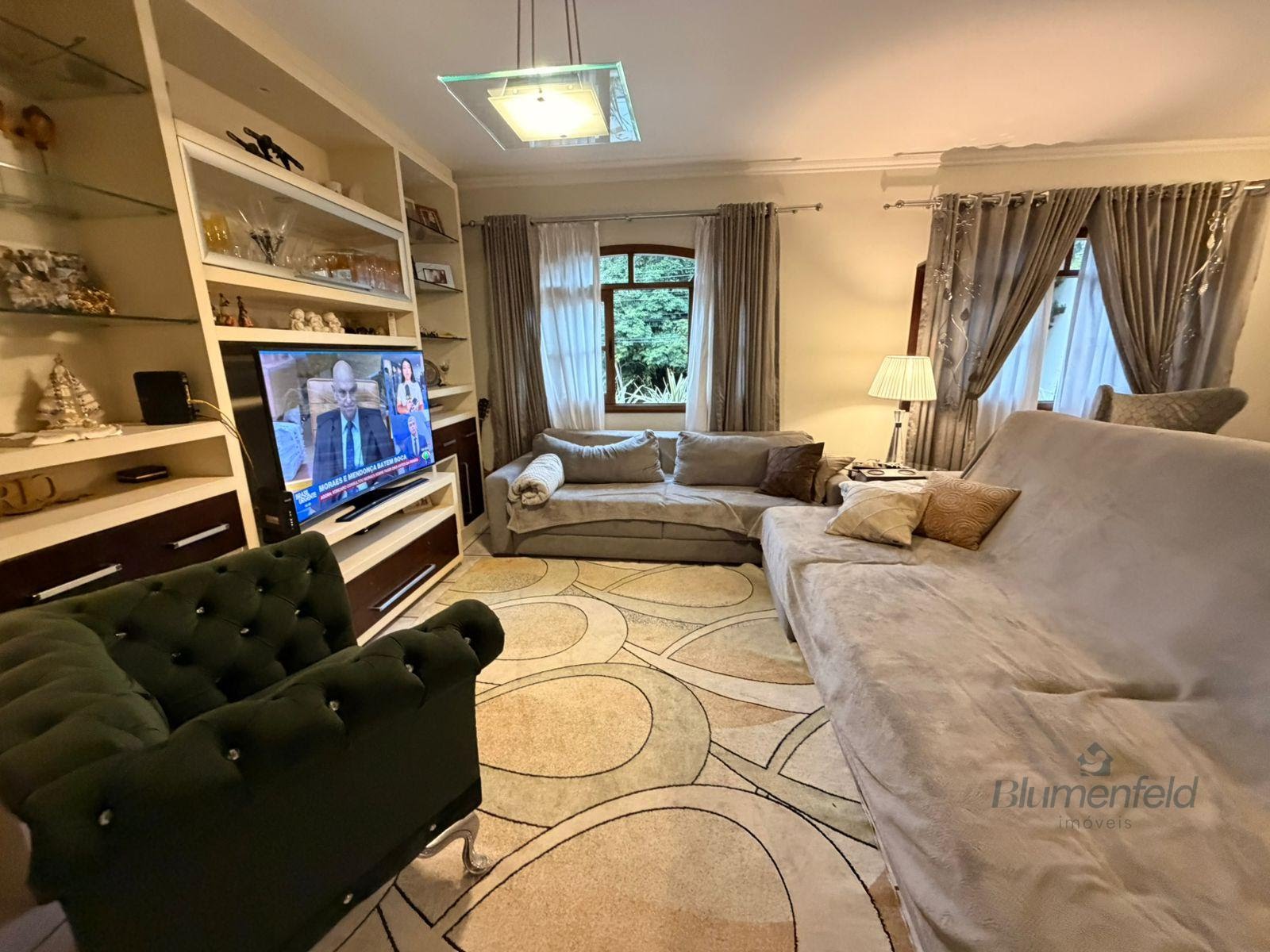Casa para alugar com 3 quartos, 3 suítes, 6 vagas e 250m² no Condomínio Arujazinho IV, Arujá (SP) — foto 19 de 30